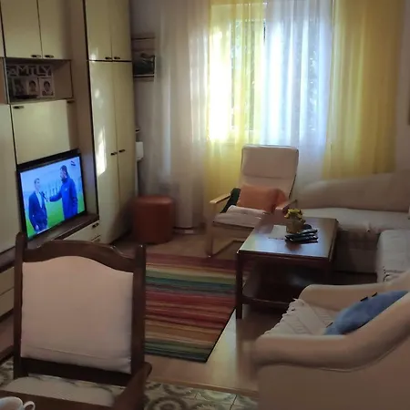 Eva- One Bedroom With Terrace
