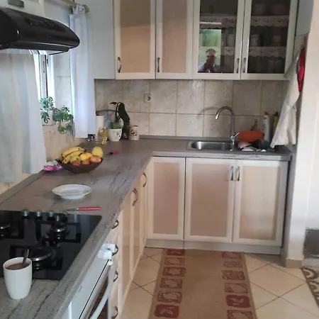 Eva- One Bedroom With Terrace Daire