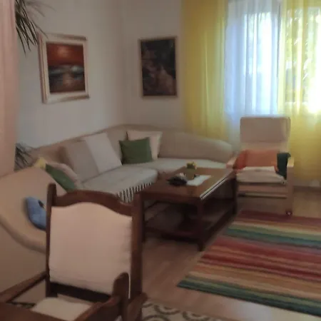 Eva- One Bedroom With Terrace شقة أوروبيتش